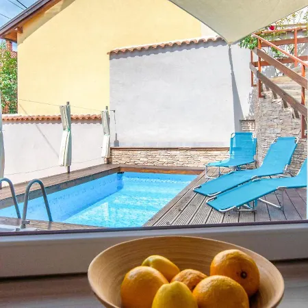 Veli By Interhome Holiday home Veli Brgud