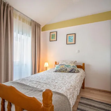 Holiday home Veli By Interhome *