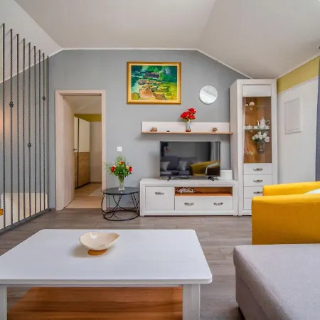 Veli By Interhome Holiday home Veli Brgud